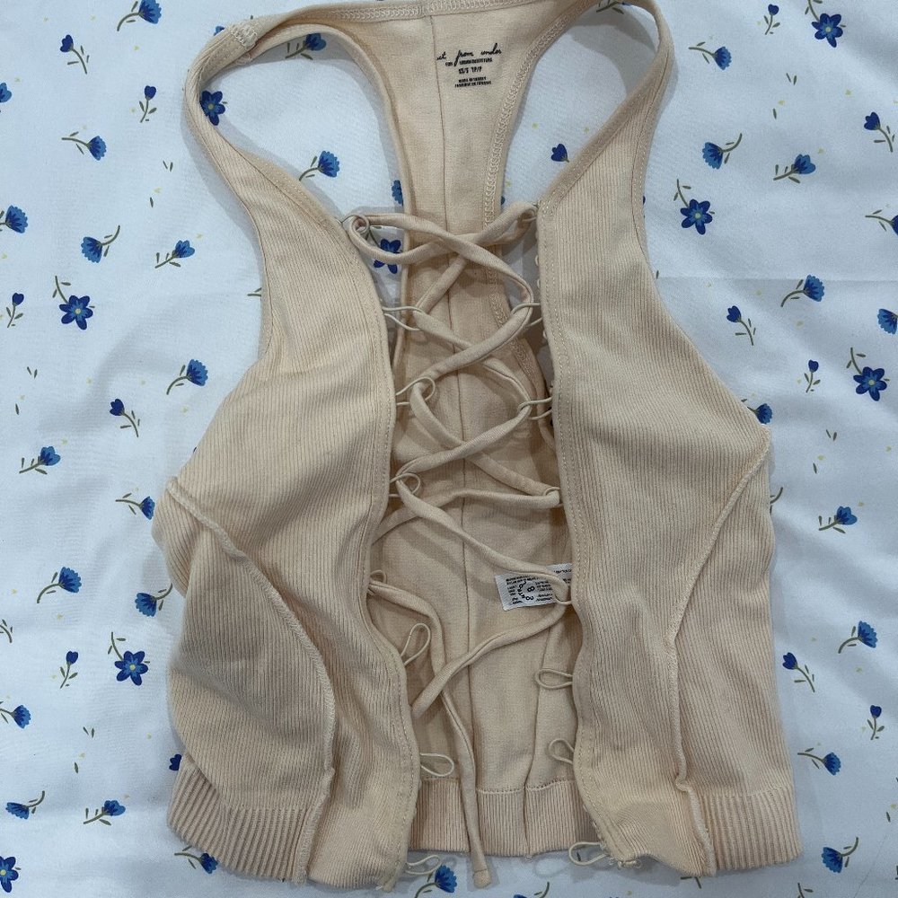 Size XS/S UO Ivory Fiona Seamless Lace-up Bra Top